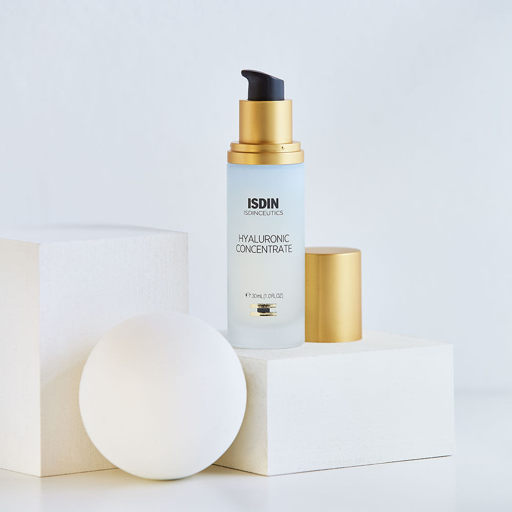 مركز حمض الهيالورونيك من إيسدينسيوتكس 30 مل