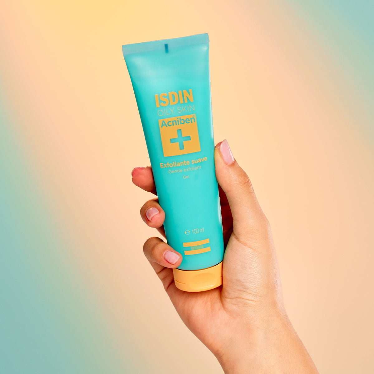 مقشر لطيف لحب الشباب من ISDIN، 27 مل